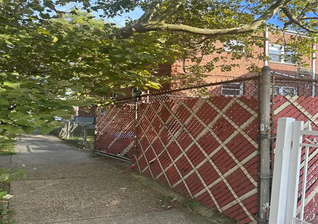 Photo 4 of Sale Pending at 11702 227th Street, Cambria Heights, NY 11411 | MLS# 904917 | Listing updated on 2026-03-26
