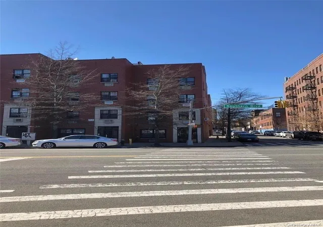 3rd image of 1989 Southern Blvd, Bronx, NY 10460 | MLS# 904994
