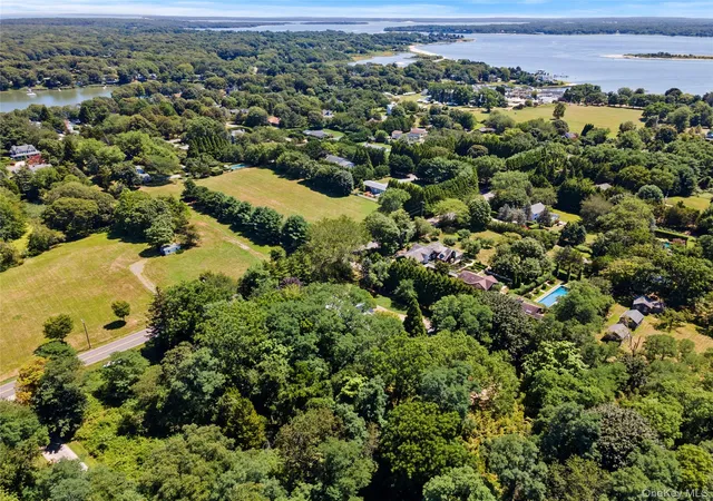 46th image of 26 S Menantic Rd, Shelter Island, NY 11964 | MLS# 905186