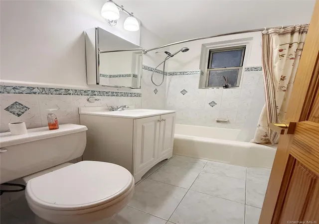 3rd image of 5640 Netherland Ave #1B, Bronx, NY 10471 | MLS# 905188