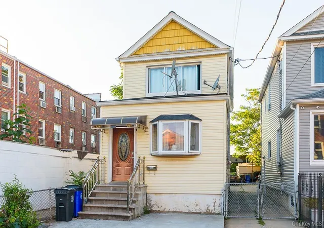 Photo 1 of Sale Pending at 8913 Bedell Ln, Brooklyn, NY 11236 | MLS# 905194 | Listing updated on 2026-01-29