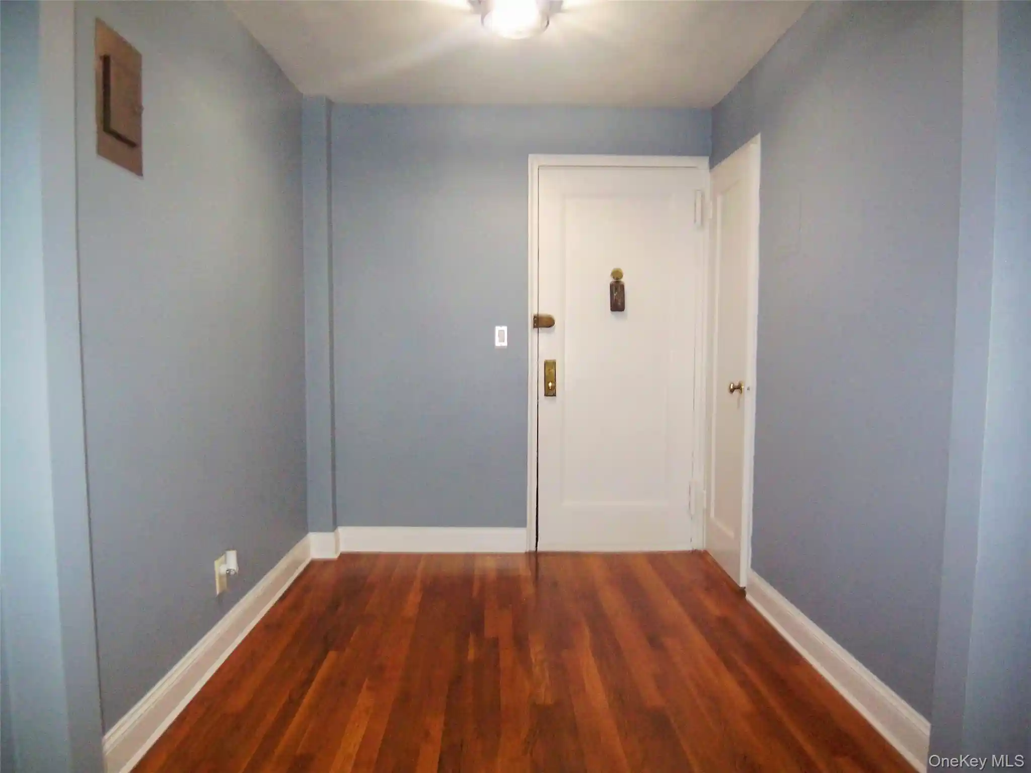 Listing Photo 2 - Condo for sale in 485 E Lincoln Ave located at 485 E Lincoln Ave, Mount Vernon, NY 10550 - Unit #105