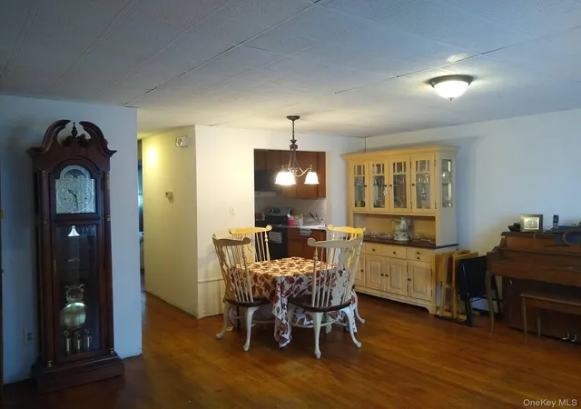 Photo 3 of Sale Pending at 81 05 149th Ave, Howard Beach, NY 11414 | MLS# 905493 | Listing updated on 2025-09-27