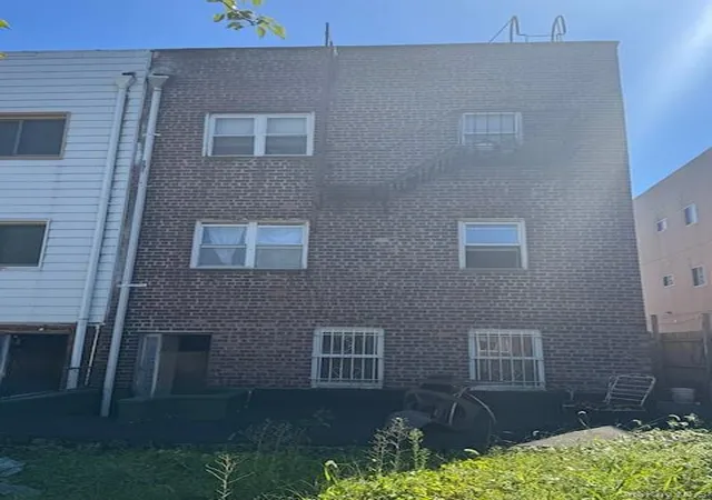 Photo 2 of Sale Pending at 841 E 226th Street, Bronx, NY 10466 | MLS# 905579 | Listing updated on 2026-03-02