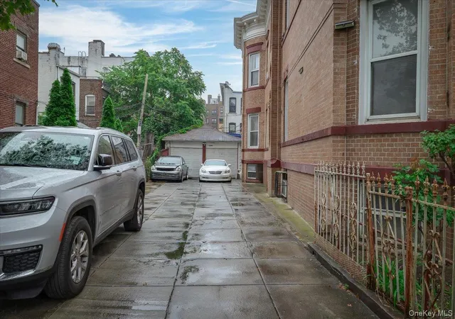 Photo 2 of Sale Pending at 515 E 26th Street, Brooklyn, NY 11210 | MLS# 905598 | Listing updated on 2026-03-24