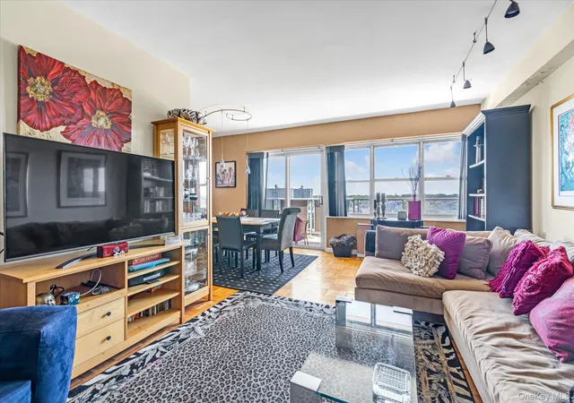 5th image of 1785 215Th St #17E, Bayside, NY 11360 | MLS# 905689