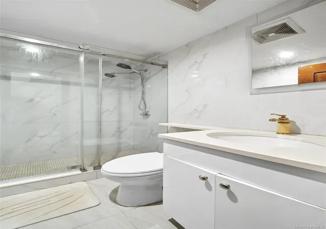 2nd image of 7425 43Rd Ave, Elmhurst, NY 11373
