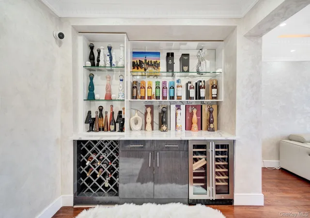 4th image of 139-21 85Th Dr, New York, NY 11435