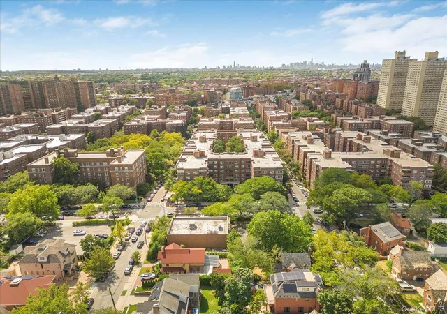 2nd image of 67 66 108th St #B31, Forest Hills, NY 11375 | MLS# 906328
