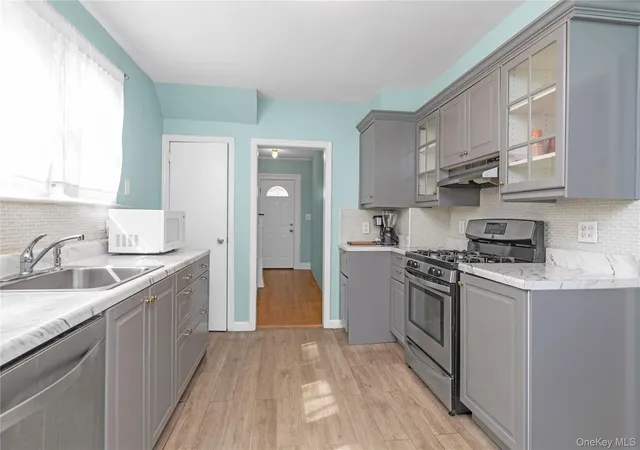 2nd image of 24 Walnut St, Westbury, NY 11590 | MLS# 906635