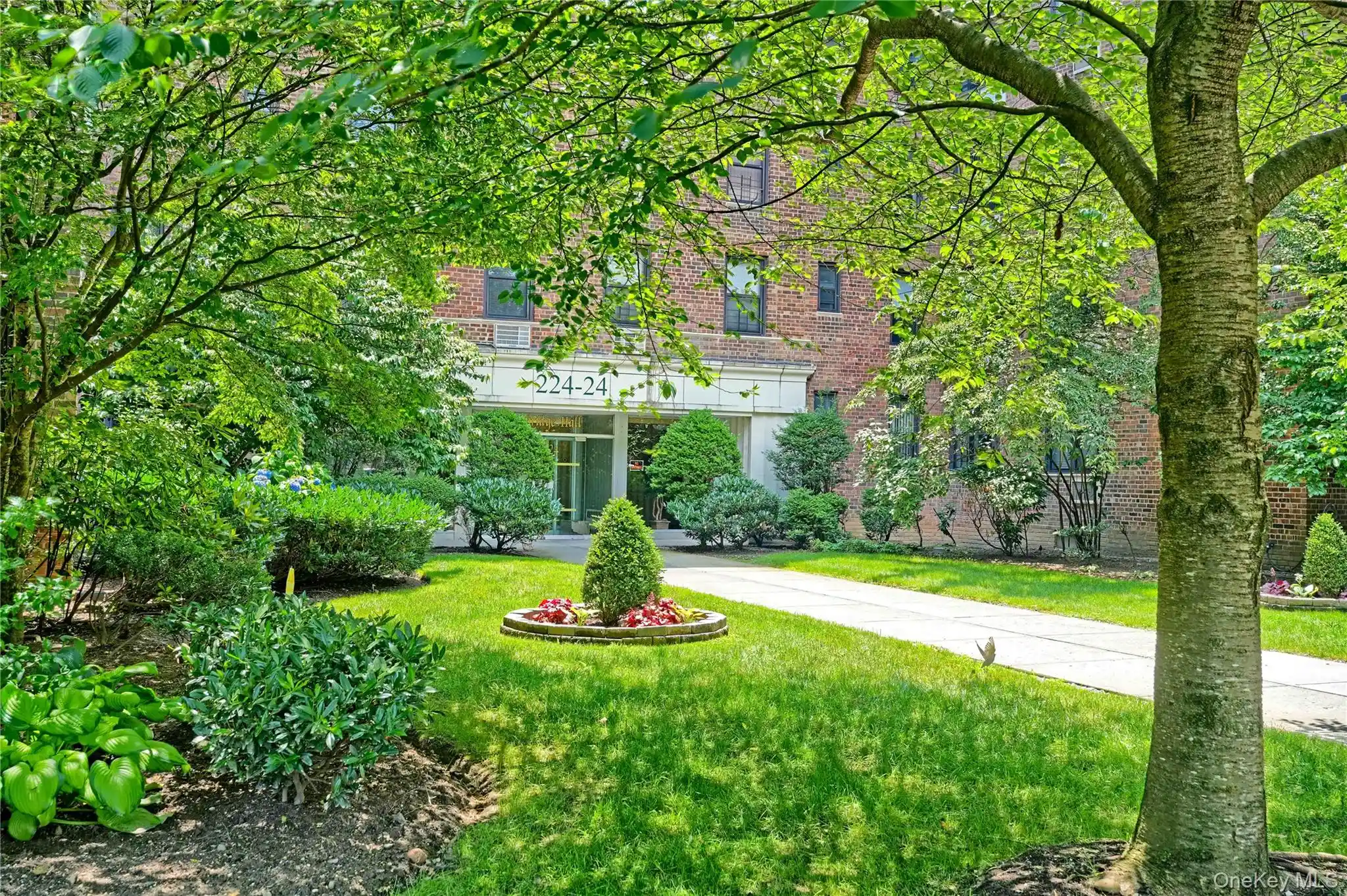 Listing Photo 2 - Condo for sale in 224-24 Union Turnpike located at 224-24 Union Turnpike, New York, NY 11364 - Unit #2B