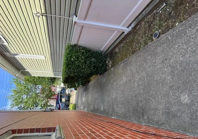 13th image of 1264 Hobart Ave, Bronx, NY 10461 | MLS# 907941