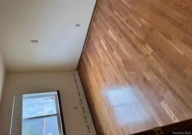 5th image of 1264 Hobart Ave, Bronx, NY 10461 | MLS# 907941