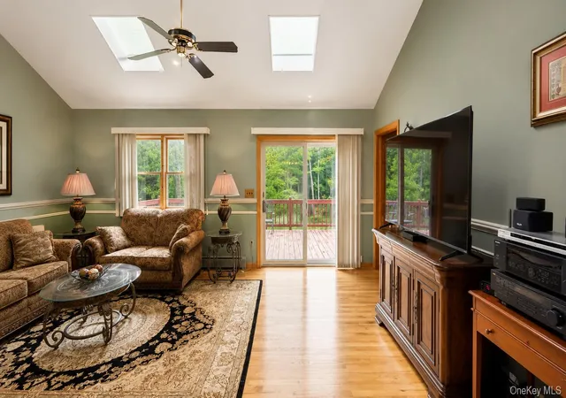 Photo 5 of Single family home for sale at 173 Yulan Barryville Rd, Highland, NY 12719 | MLS# 908161 | Listing updated on 2026-08-25