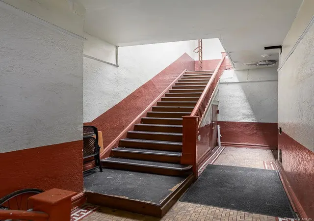 Photo 4 of Sale Pending at 612 Hegeman Ave, Brooklyn, NY 11207 | MLS# 908287 | Listing updated on 2025-11-07