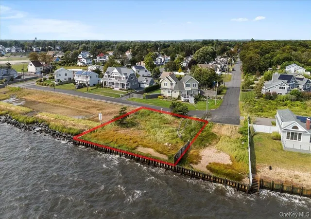 5th image of 20 S Breeze Dr, Patchogue, NY 11772 | MLS# 908705