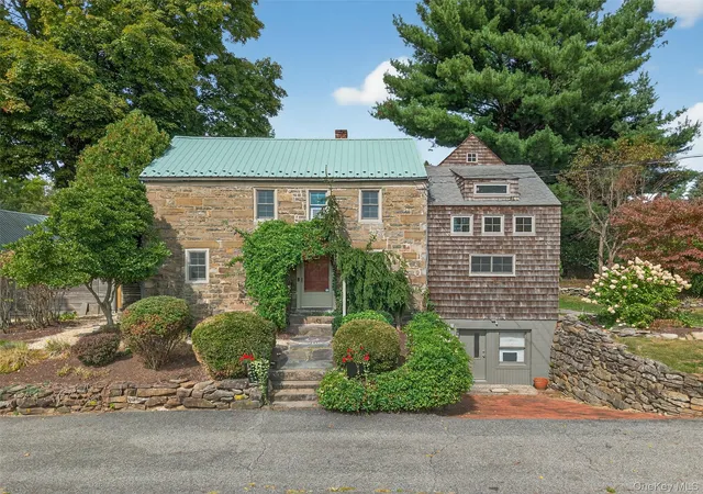 Photo 2 of Single family home for sale at 441 Scotchtown Collabar Rd, Wallkill, NY 10941 | MLS# 908720 | Listing updated on 2026-09-29