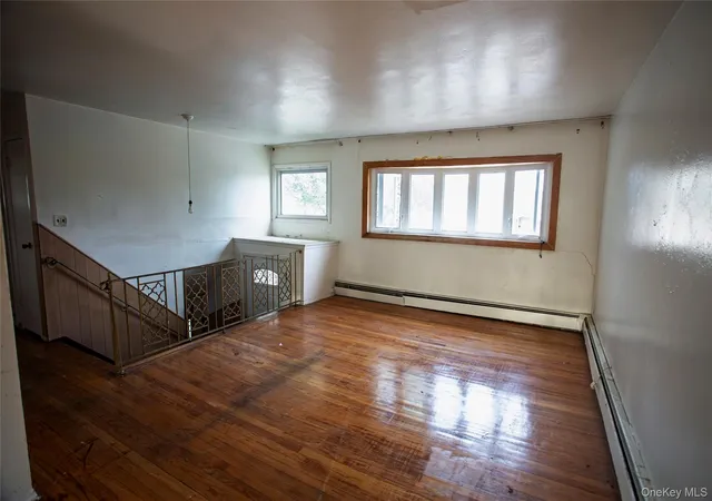 4th image of 292 Westside Ave, Hempstead, NY 11520 | MLS# 908958