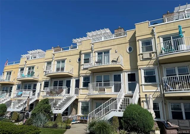Condo for sale at 10008 Shore Front Pkwy #20A, New York, NY 11694 | MLS# 909053