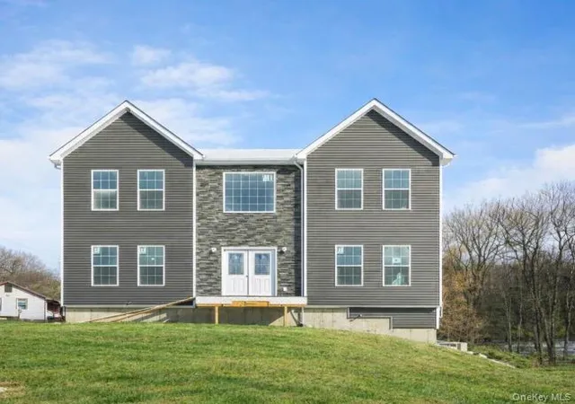 2nd image of 70 Jessup Ln, Stony Point, NY 10980 | MLS# 909111