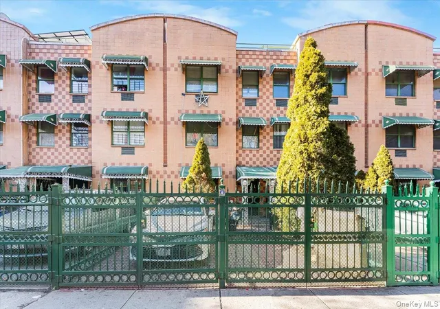 Photo 1 of Multi family home for sale at 1475 Crotona Pl, Bronx, NY 10456 | MLS# 909320 | Listing updated on 2026-04-01
