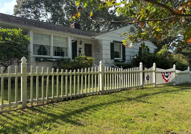 Photo 1 of Single family home for sale at 16 Rocklein Rd, Wading River, NY 11792 | MLS# 909711 | Listing updated on 2026-09-28