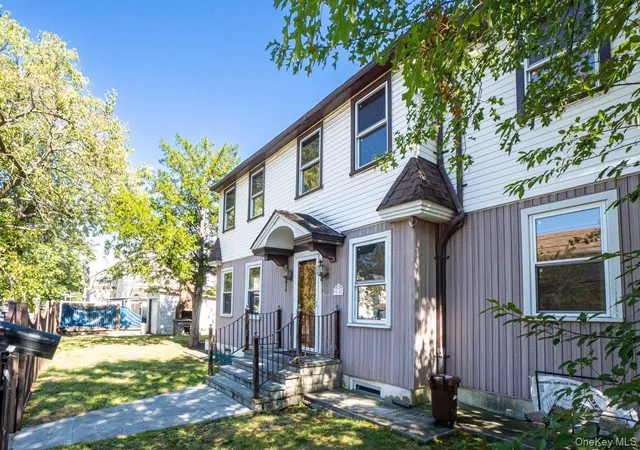 Photo 3 of Sale Pending at 9001 215th St, Queens Village, NY 11428 | MLS# 910529 | Listing updated on 2025-10-14