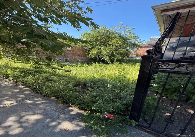 3rd image of 1371 1373 Dumont Ave, New York, NY 11208 | MLS# 910609