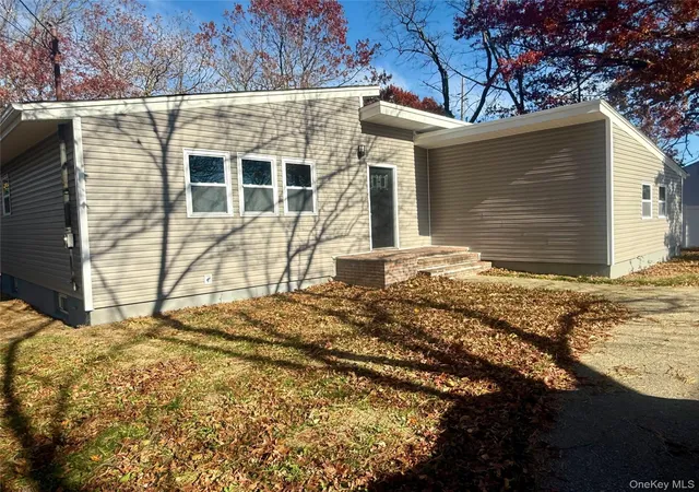 1st image of 9 Holt St, Amityville, NY 11701 | MLS# 910730