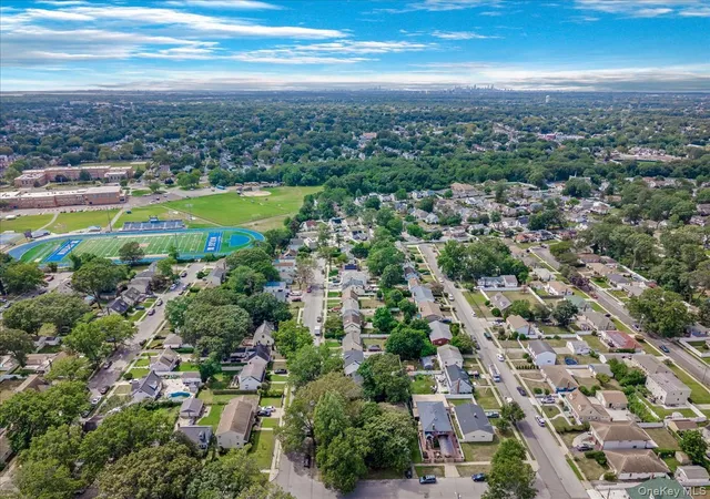 Photo 4 of Single family home for sale at 362 Langdon Blvd, Rockville Centre, NY 11570 | MLS# 910756 | Listing updated on 2026-08-23