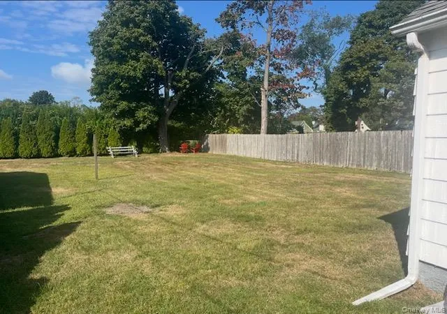 25th image of 19 Carlson Ln, East Northport, NY 11731 | MLS# 910774