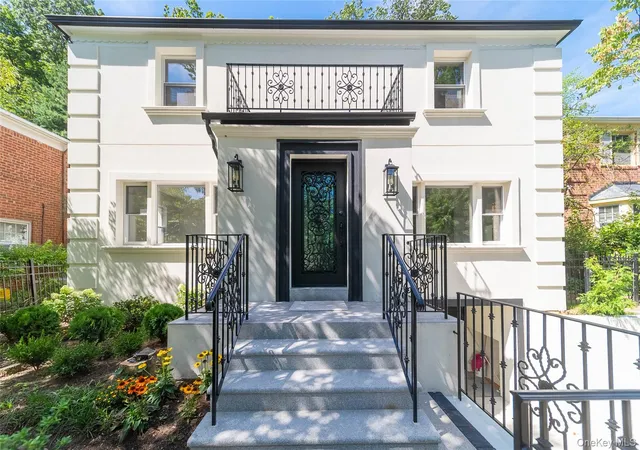 Photo 2 of Single family home for sale at 8632 Midland Pkwy, New York, NY 11432 | MLS# 910967 | Listing updated on 2026-08-23
