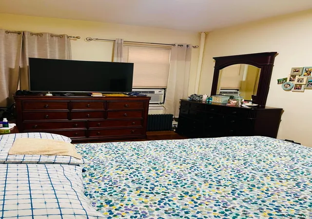 3rd image of 3721 80Th St, New York, NY 11372