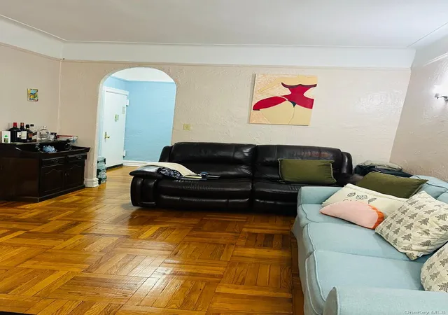 10th image of 3721 80th St #1D, Jackson Heights, NY 11372 | MLS# 911263