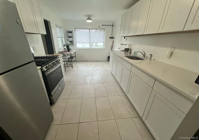 5th image of 12 Bacon Pl, Yonkers, NY 10710 | MLS# 911267