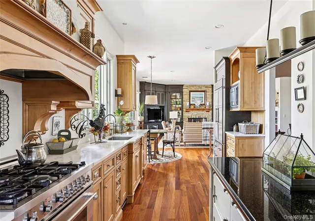 Photo 4 of Single family home for sale at 19 Ridge Ln, Miller Place, NY 11764 | MLS# 911354 | Listing updated on 2026-09-12