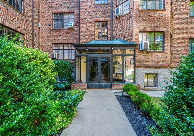 Photo 2 of Sale Pending at 38 30 Douglaston Pkwy #G2, Little Neck, NY 11363 | MLS# 911407 | Listing updated on 2026-09-26