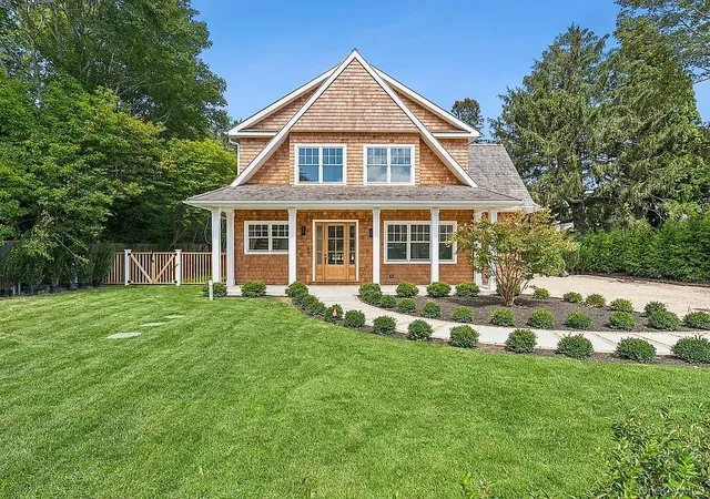 1st image of 69 Halsey St, Southampton, NY 11968 | MLS# 911692