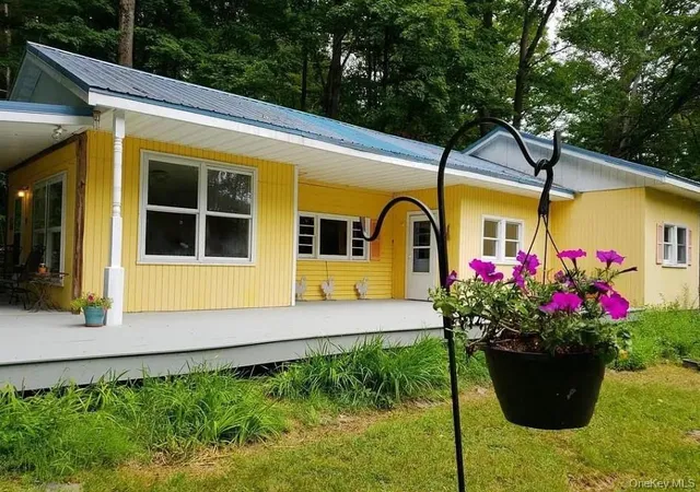 Photo 2 of Sale Pending at 16 Illing Dr, Woodbourne, NY 12788 | MLS# 911976 | Listing updated on 2026-09-15