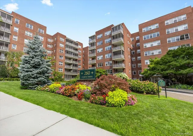 3rd image of 260 Garth Rd #1A5, Eastchester, NY 10583 | MLS# 912084
