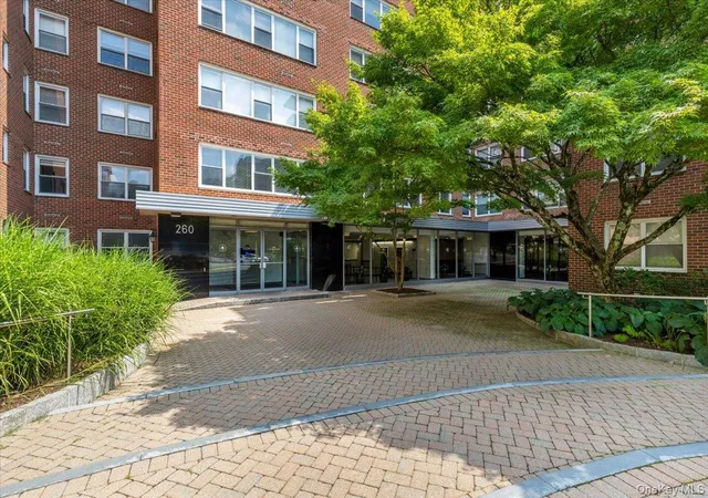 4th image of 260 Garth Rd #1A5, Eastchester, NY 10583 | MLS# 912084