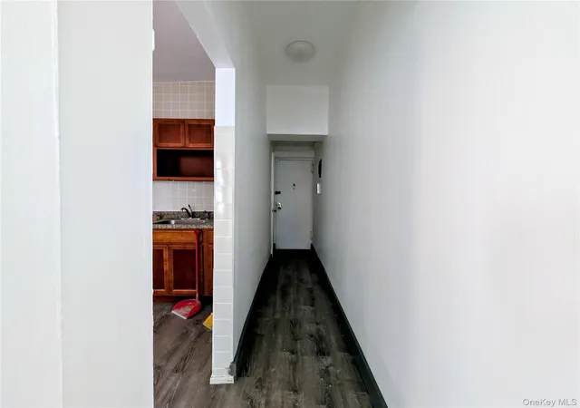 Photo 4 of Sale Pending at 141 S 4Th St #25, Brooklyn, NY 11211 | MLS# 912542 | Listing updated on 2026-08-12