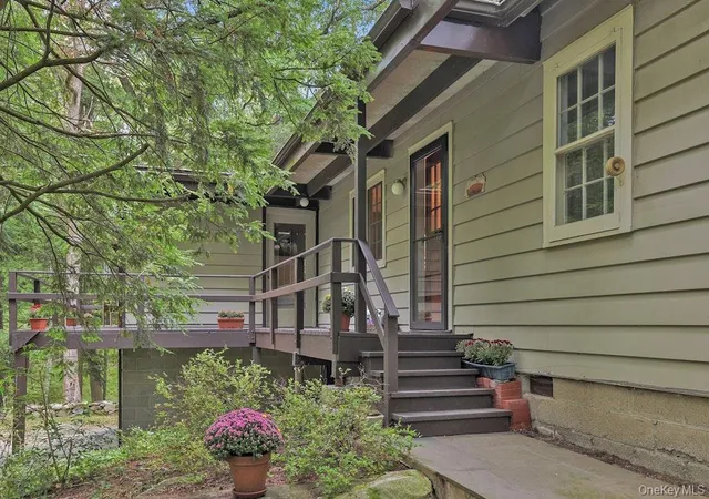 3rd image of 81 Montrose Station Rd, Montrose, NY 10548 | MLS# 912677