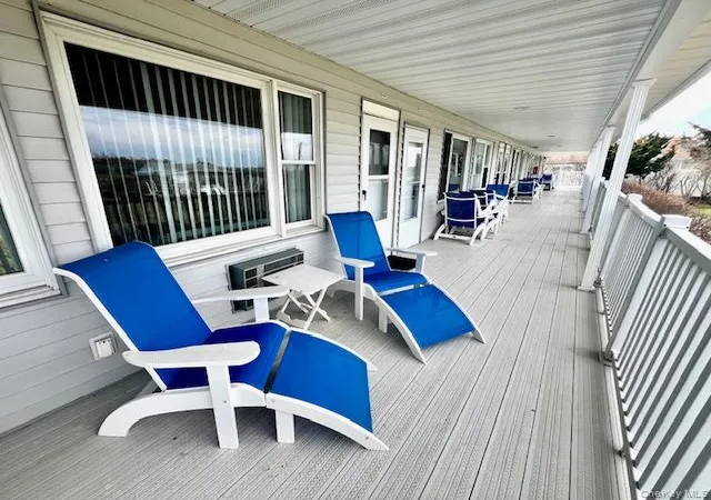 Homes for sale in Southampton, NY | 231 Dune Rd #905, Southampton, NY 11978 | MLS# 912721
