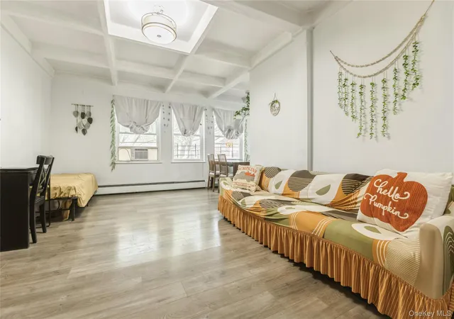 4th image of Parkway Village, New York, NY 11435
