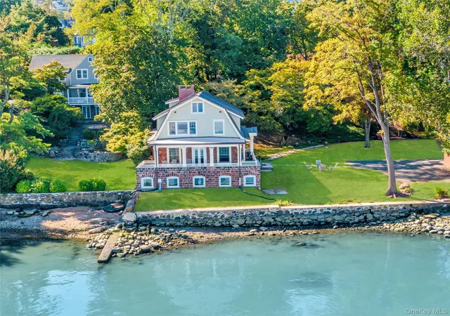 3rd image of 1 Washington Ave, Nyack, NY 10960 | MLS# 912994