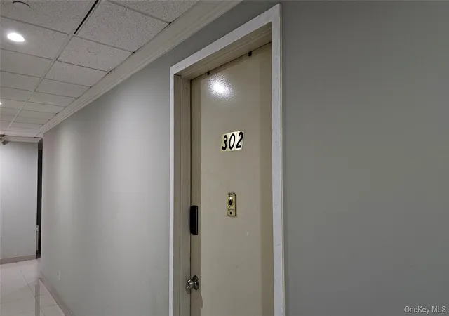 5th image of 14906 Northern Blvd, New York, NY 11354