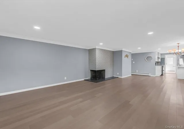 5th image of 19 Ridge Dr E, Roslyn, NY 11576 | MLS# 914169