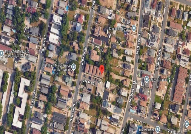 Photo 3 of Sale Pending at 22 80 Jaydee Ct, Far Rockaway, NY 11691 | MLS# 914201 | Listing updated on 2026-03-17