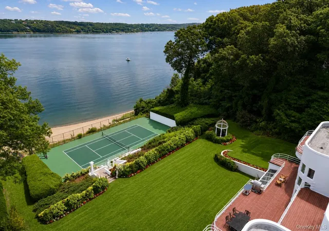 Photo 3 of Single family home for sale at 26 Tennis Ct Rd, Oyster Bay, NY 11771 | MLS# 914210 | Listing updated on 2026-07-15